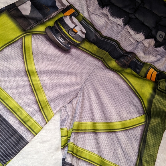 Apex legends kids costume - Picture 12 of 15